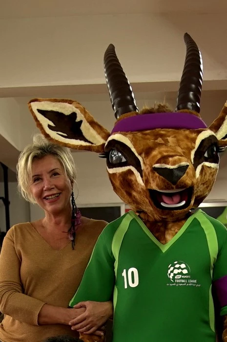 DEER-WOMEN'S FOOTBALL LEAGUE