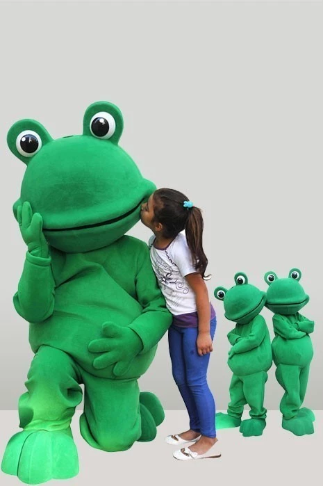 YEŞİL DOST KURBAĞA