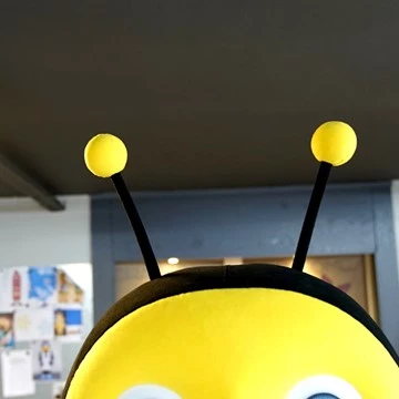BEARING BEE MASCOT 4